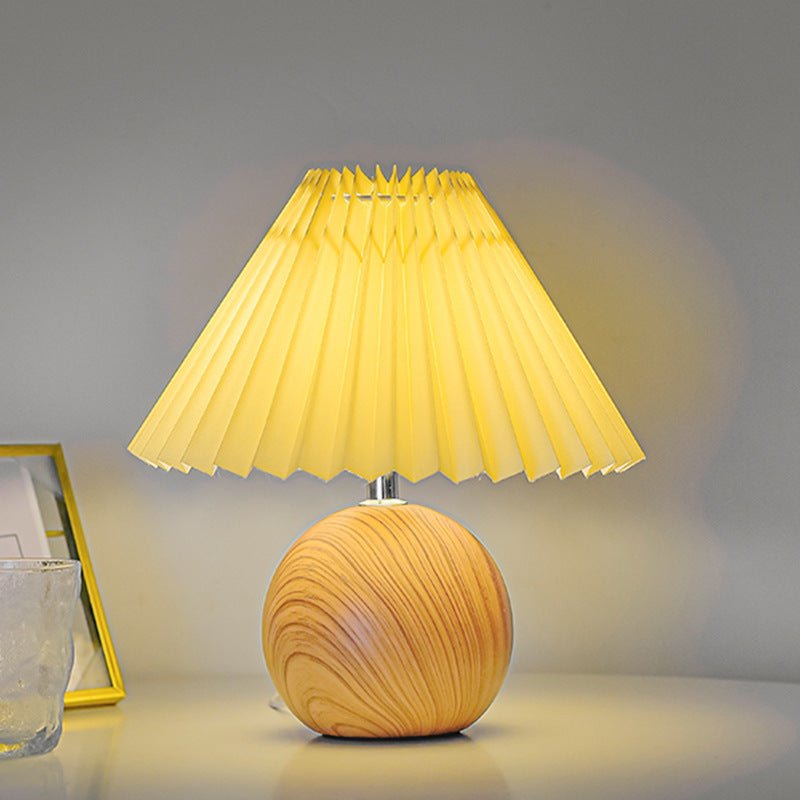 Nordic Retro Ceramic Table Lamp Pleated Bedroom - Hearth & Lume