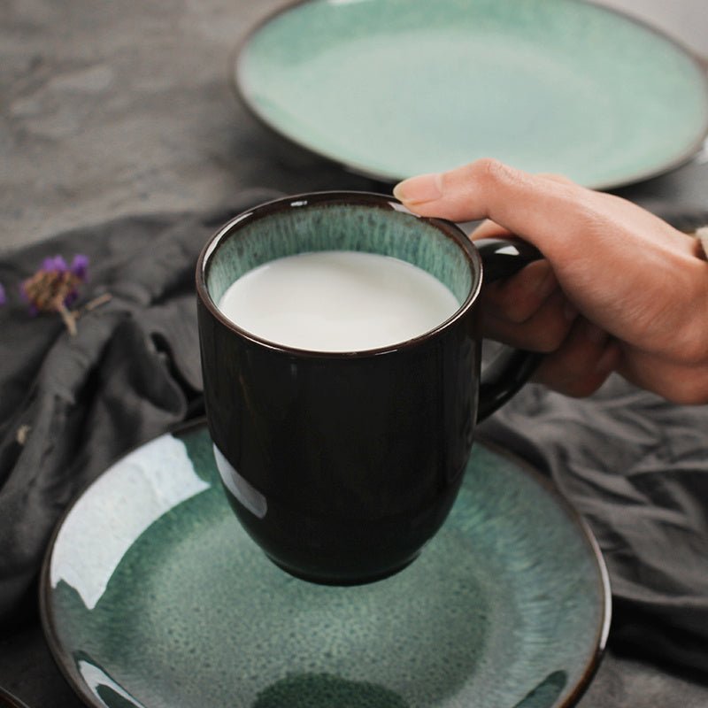 Retro Bowls and Plates - Hearth & Lume