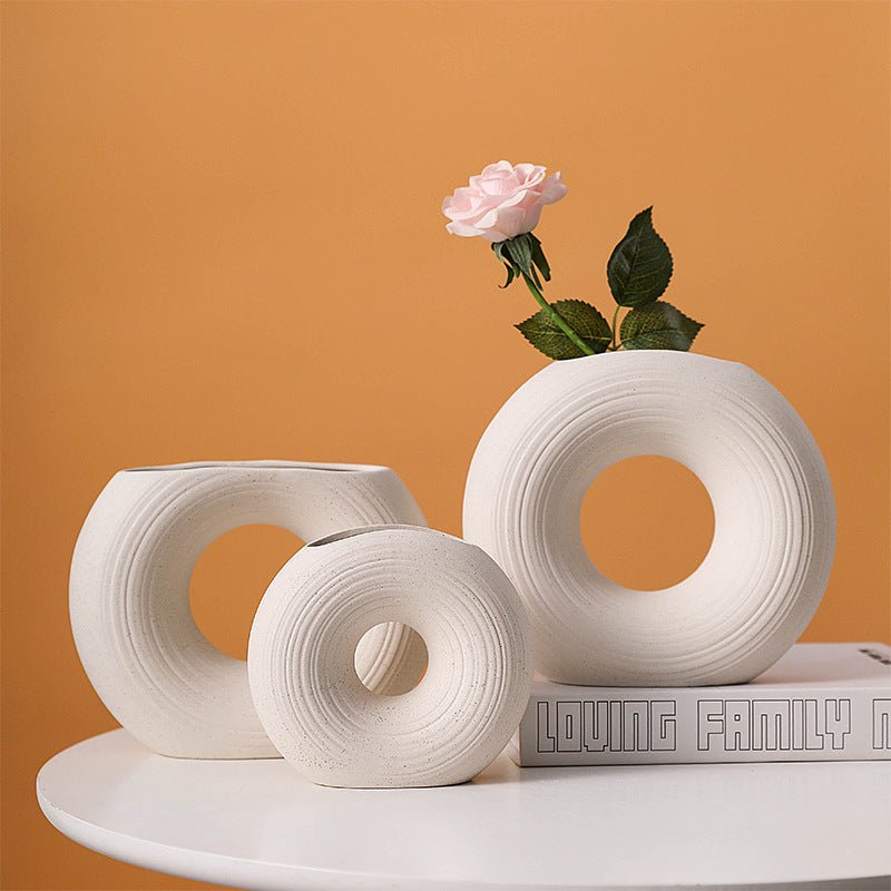 European - style Ceramic Creative Vase Frosted Ornaments - Hearth & Lume
