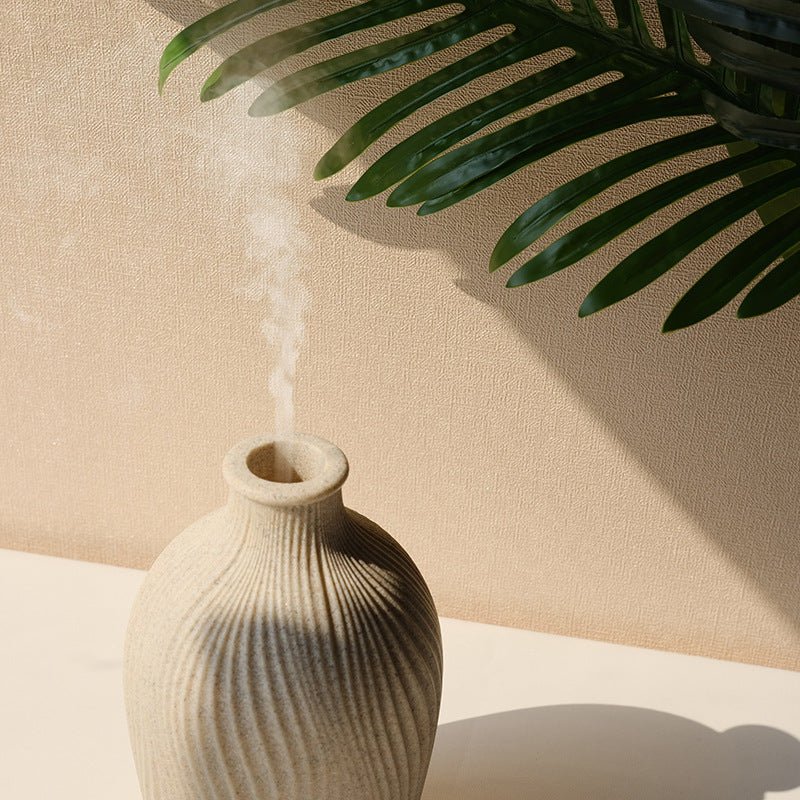 Simple Vase Shaped Aromatherapy Humidifier - Hearth & Lume