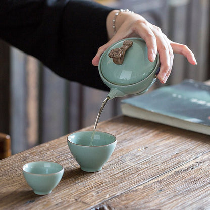 Convenient travel tea set 2 cups per pot - Hearth & Lume