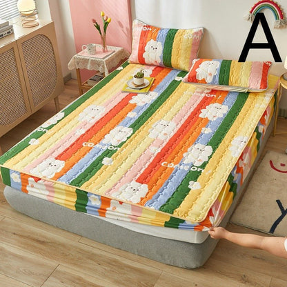 Padded Bed Sheet One - piece Waterproof Padded Non - slip Fixed Mattress Protector - Hearth & Lume