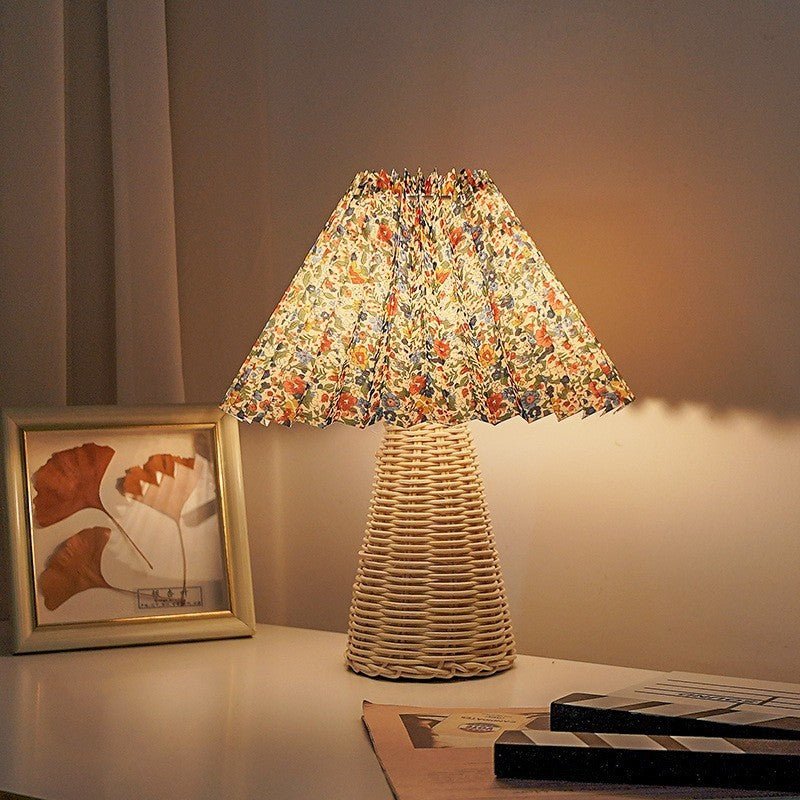 Night Light Pleated Table Lamp Decoration Retro Bedroom Bedside Lamp High - grade Atmosphere - Hearth & Lume